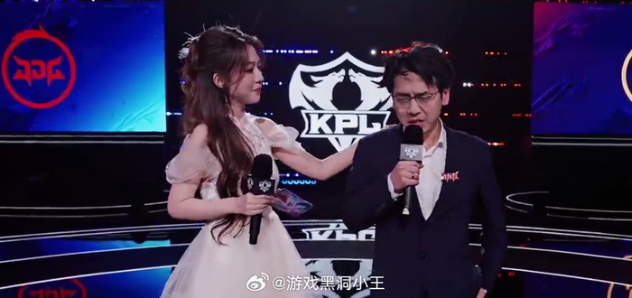 开云体育官网-行天赛后落泪，与团队共勉前行|王者荣耀|kpl|电竞赛事讨论|加油_新浪体育_新浪新闻